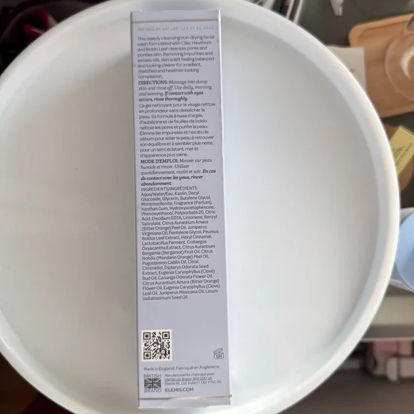 Elemis Clarifying Clay Wash 150mls - Picture 9 of 11